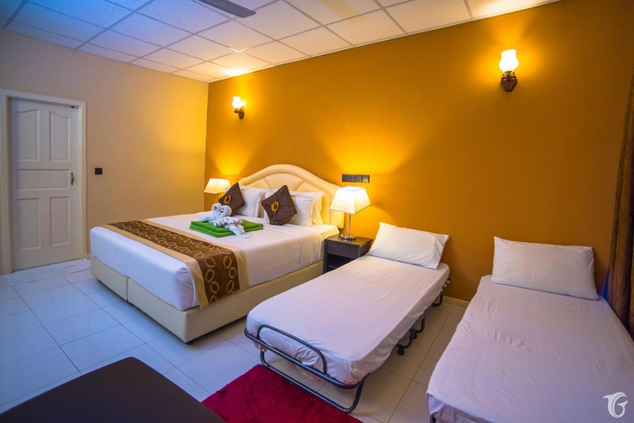 Gunbaru Inn Ukulhas Island Exterior photo