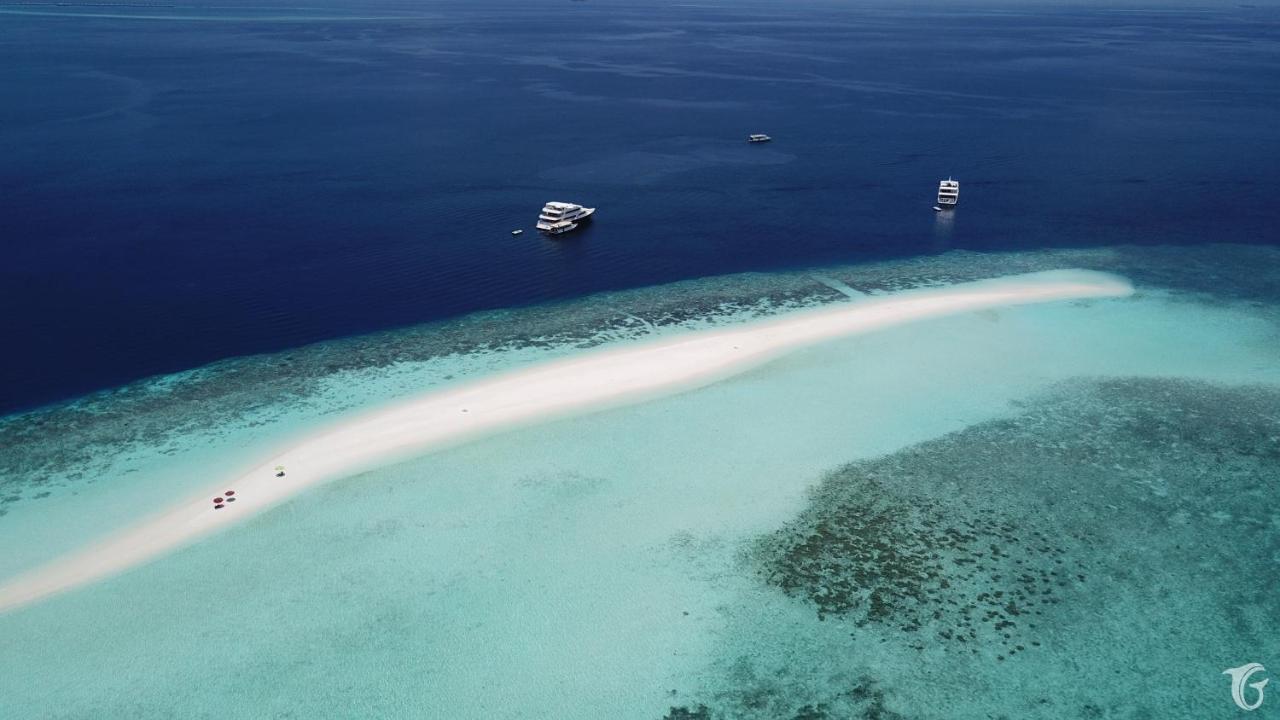 Gunbaru Inn Ukulhas Island Exterior photo