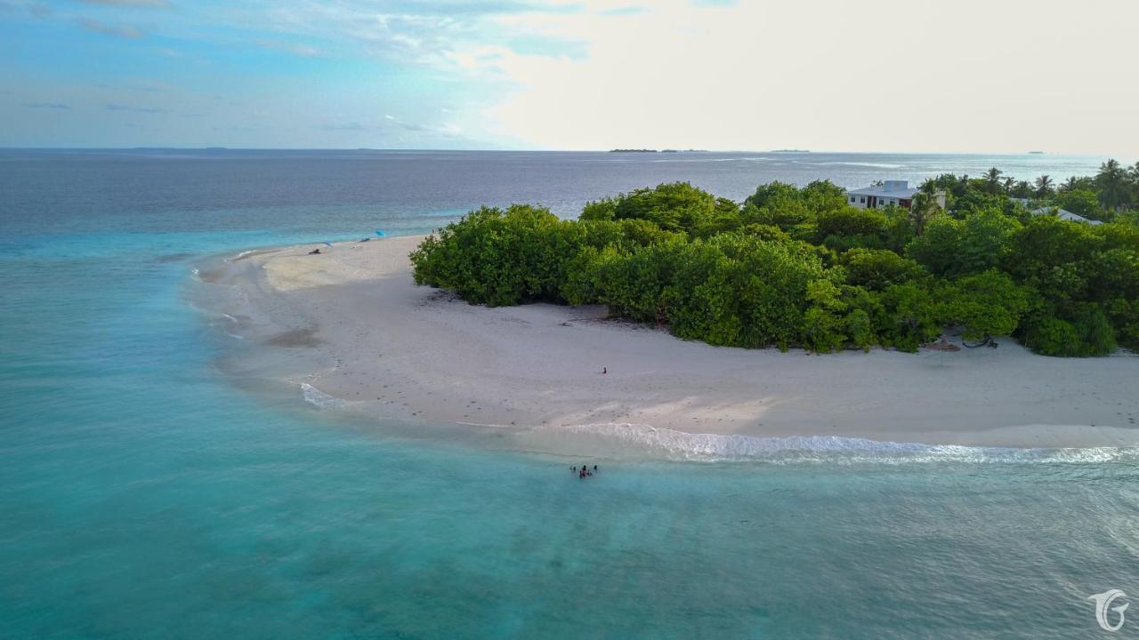 Gunbaru Inn Ukulhas Island Exterior photo