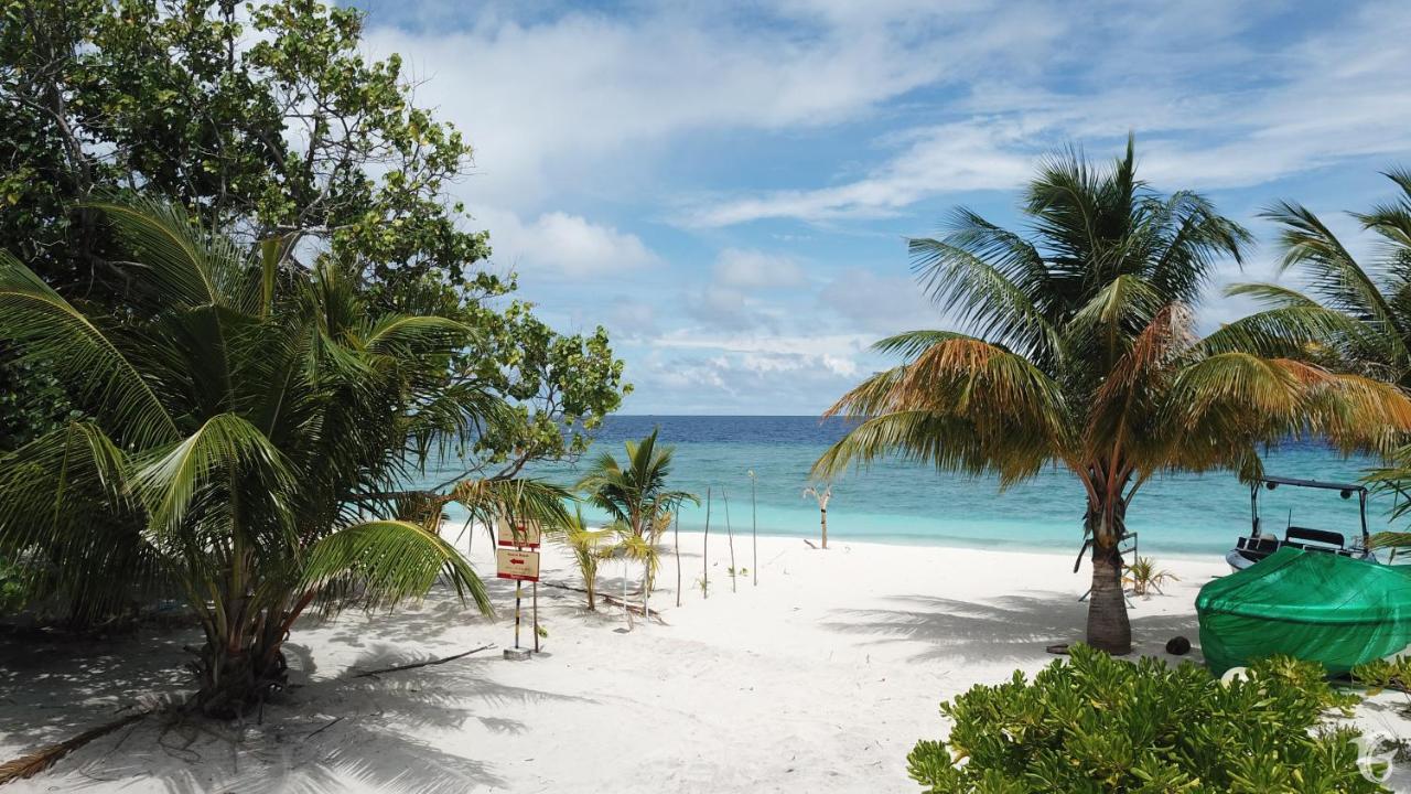 Gunbaru Inn Ukulhas Island Exterior photo